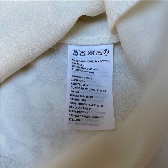 Bardot Orchid Ivory Off Shoulder Lace Mini Dress Size 6 - Picture 13 of 13